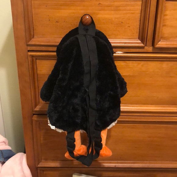 Penguin Backpack - Picture 2 of 3